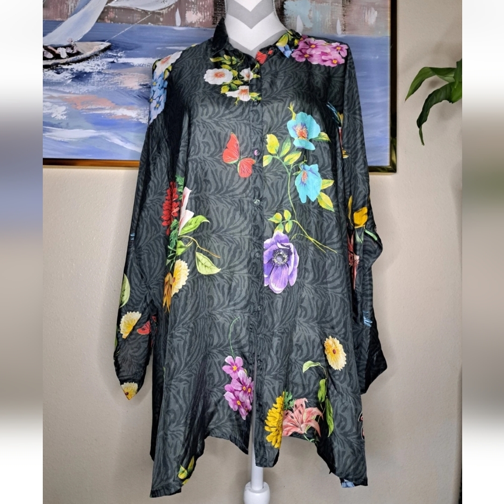 Johnny Was Silk Blooming La Belle Floral Blouse